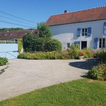 Le Champ De L'eau 3*