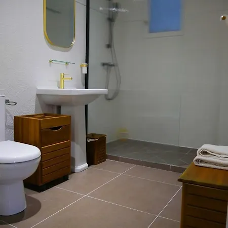 Le Champ De L'eau Bed & Breakfast 3*